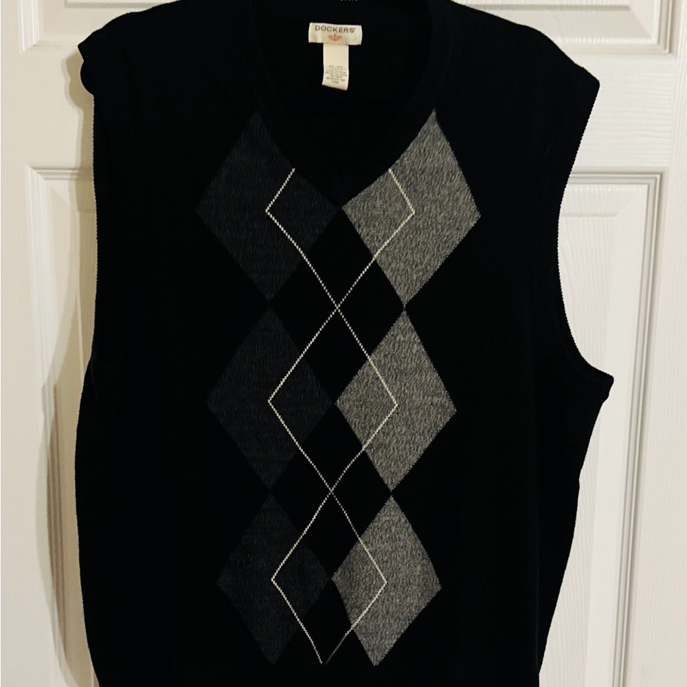 Dockers Classic Black Sweater Vest